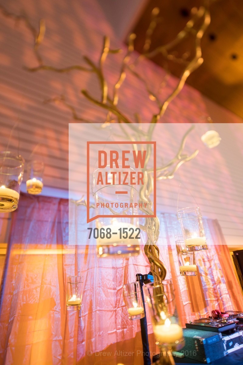 Atmosphere, 2016 MoAD GALA, SF MOMA. 151 Third Street, October 22nd, 2016, Photo #7068-1522 Atmosphere, Photo #7068-1522