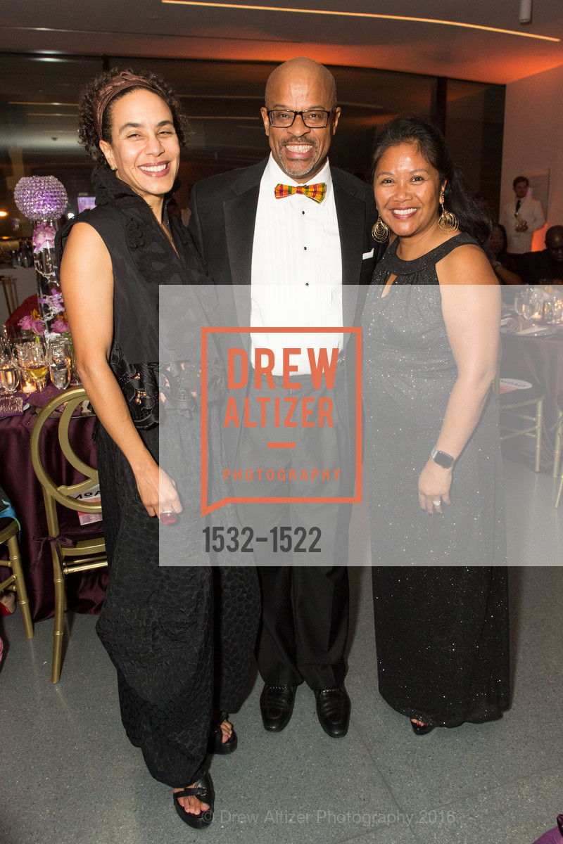 Sarah Manyika, Eric McDonnell, Hydra Mendoza, Photo #1532-1522