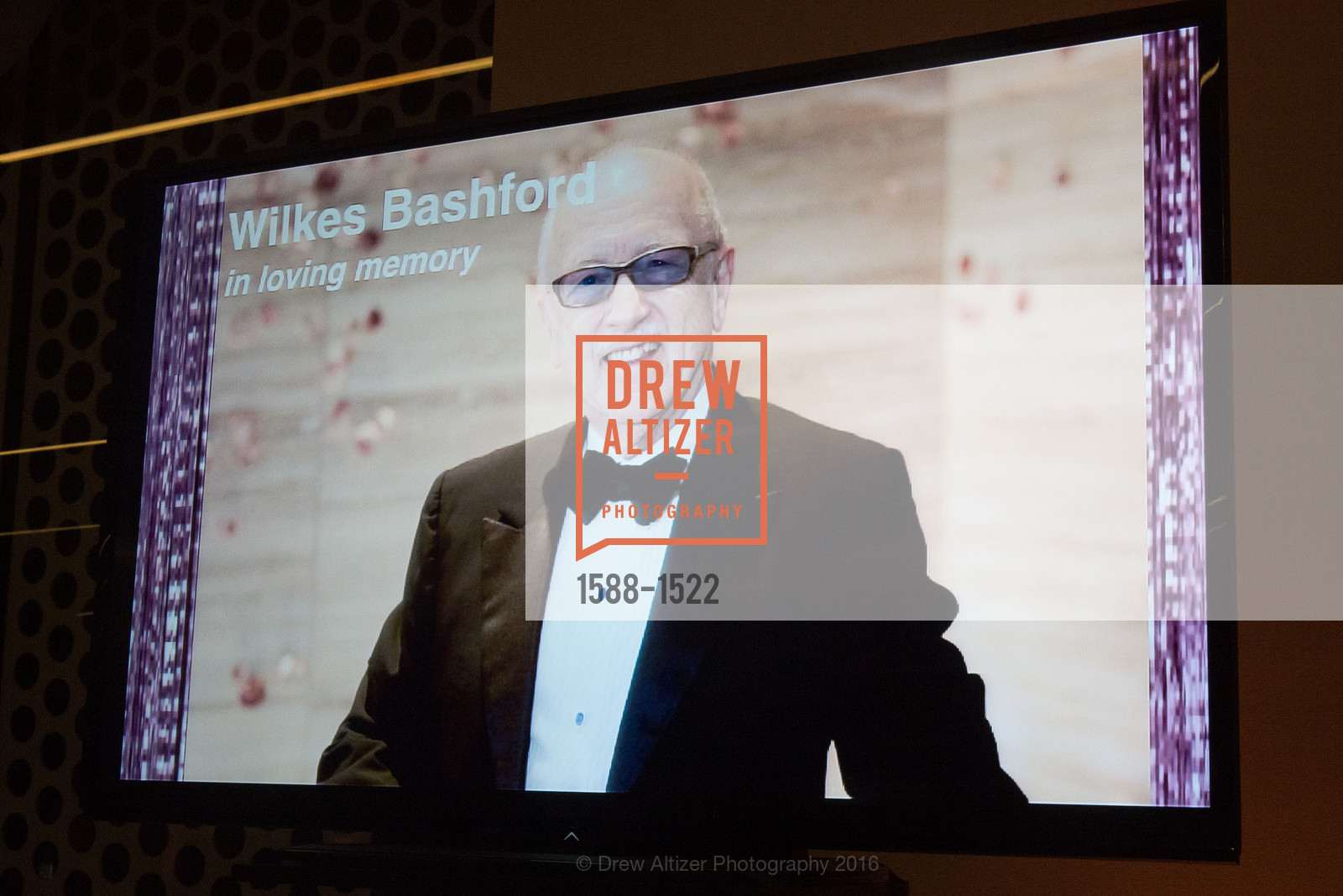 Atmosphere, 2016 MoAD GALA, SF MOMA. 151 Third Street, October 22nd, 2016, Photo #1588-1522 Atmosphere, Photo #1588-1522