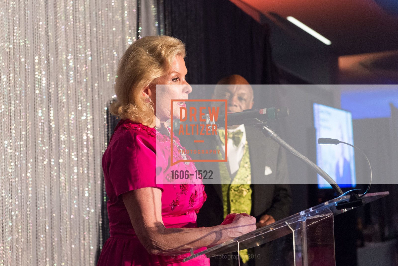 Dede Wilsey, Willie Brown, 2016 MoAD GALA, SF MOMA. 151 Third Street, October 22nd, 2016, Photo #1606-1522 Dede Wilsey, Willie Brown, Photo #1606-1522
