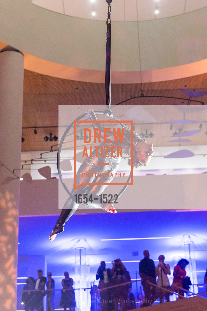 Performance, 2016 MoAD GALA, SF MOMA. 151 Third Street, October 22nd, 2016, Photo #1654-1522 Performance, Photo #1654-1522