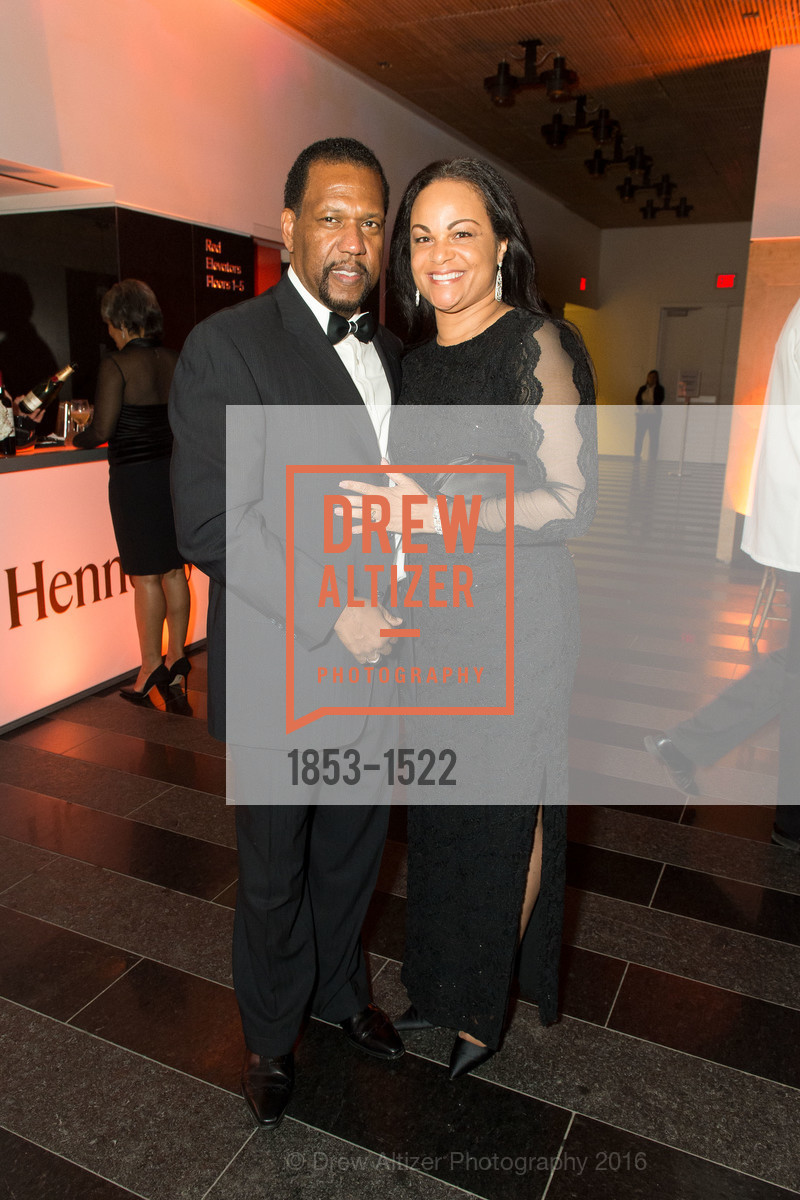 William Shields, Monique Shields, 2016 MoAD GALA, SF MOMA. 151 Third Street, October 22nd, 2016, Photo #1853-1522 William Shields, Monique Shields, Photo #1853-1522