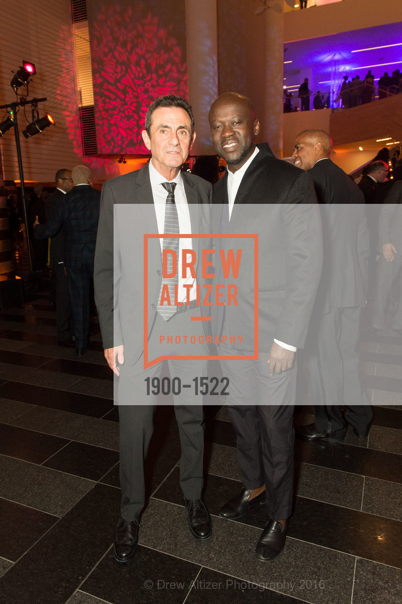 Neal Benezra, David Adjaye, 2016 MoAD GALA, SF MOMA. 151 Third Street, October 22nd, 2016, Photo #1900-1522 Neal Benezra, David Adjaye, Photo #1900-1522