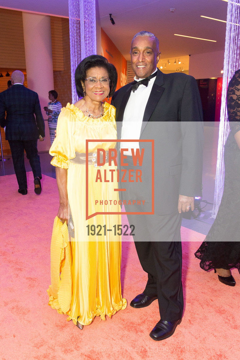 Belva Davis, Rick Moore, 2016 MoAD GALA, SF MOMA. 151 Third Street, October 22nd, 2016, Photo #1921-1522 Belva Davis, Rick Moore, Photo #1921-1522