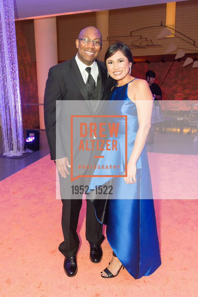 Al Fernandez-Smith, Kay Fernandez-Smith, 2016 MoAD GALA, SF MOMA. 151 Third Street, October 22nd, 2016, Photo #1952-1522 Al Fernandez-Smith, Kay Fernandez-Smith, Photo #1952-1522