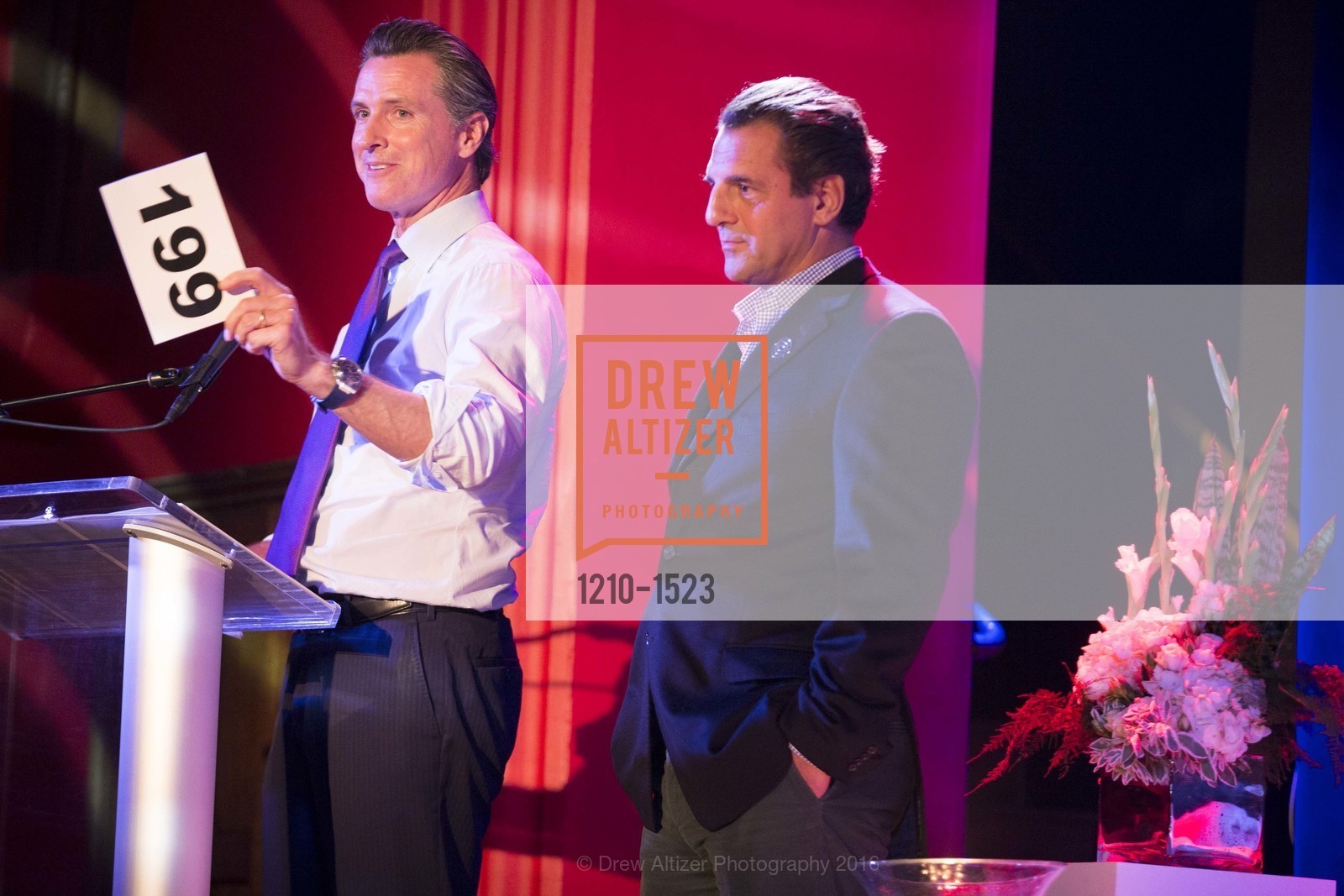 Gavin Newsom, Andrew Zenoff, Photo #1210-1523