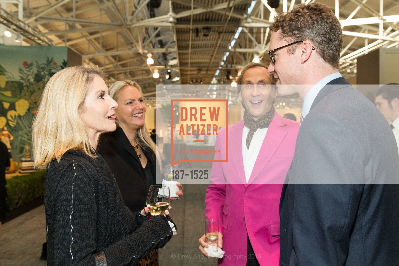 Kathy Baskett, Brenda Mickel, Ned Mobley, The San Francisco Fall Art & Antiques Show 2016, Fort Mason, October 26th, 2016, Photo #187-1525 Kathy Baskett, Brenda Mickel, Ned Mobley, Photo #187-1525