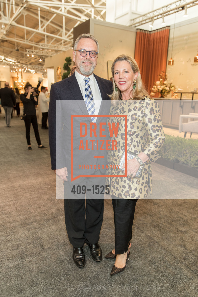 Nion McEvoy, Suzanne Tucker, The San Francisco Fall Art & Antiques Show 2016, Fort Mason, October 26th, 2016, Photo #409-1525 Nion McEvoy, Suzanne Tucker, Photo #409-1525