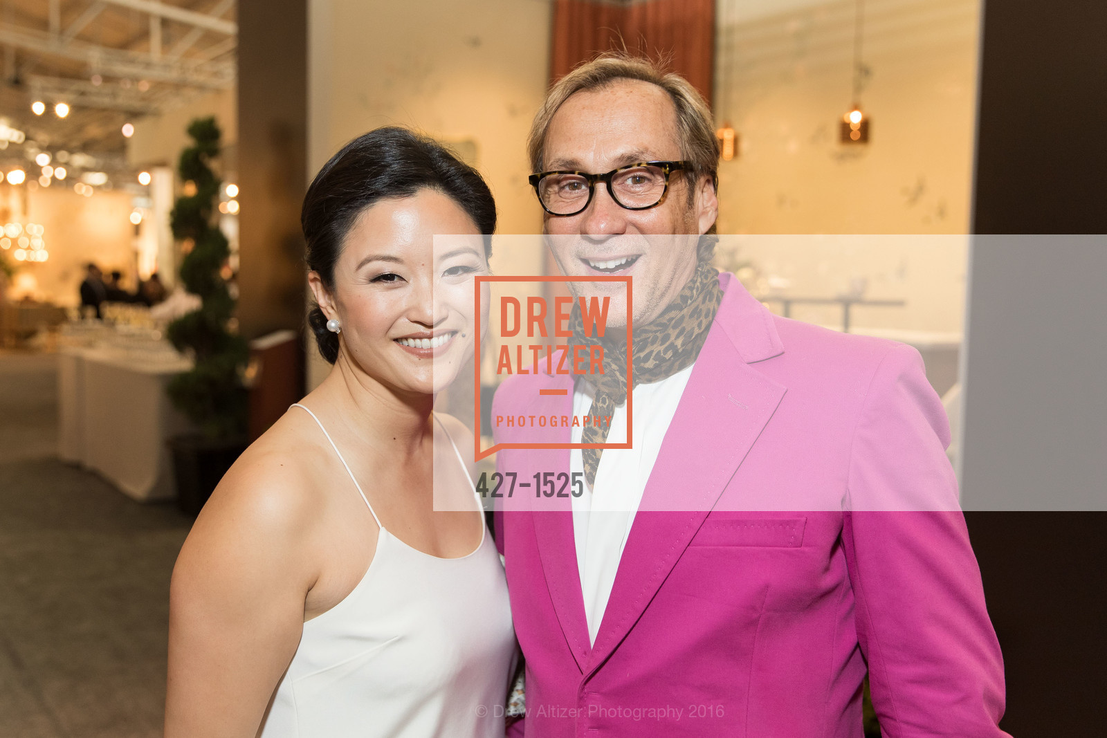 Catherine Kwong, Ned Mobley, Photo #427-1525