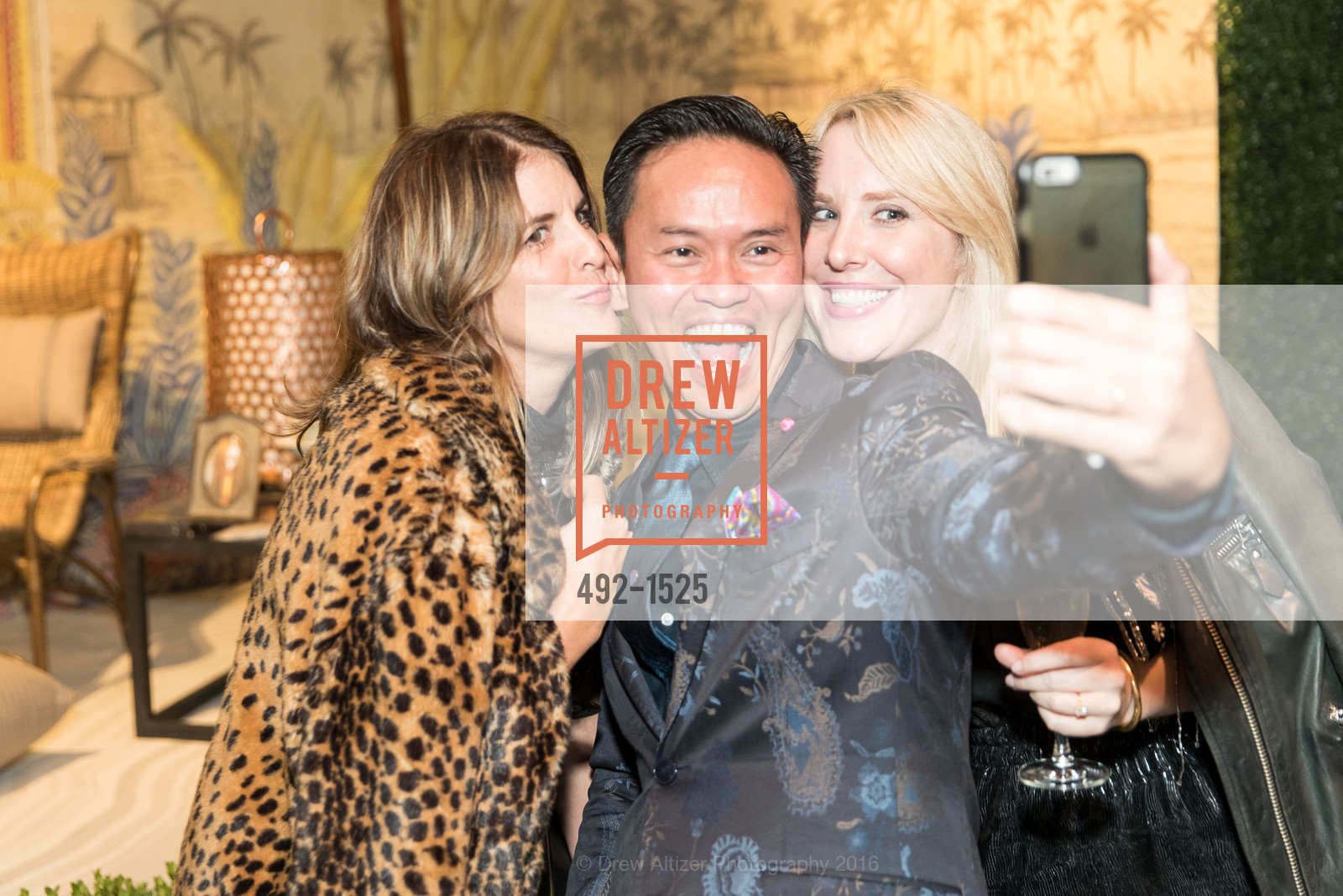 Andrea Stanford, Jonathan Rachman, Autumn O'Keefe, The San Francisco Fall Art & Antiques Show 2016, Fort Mason, October 26th, 2016, Photo #492-1525 Andrea Stanford, Jonathan Rachman, Autumn O'Keefe, Photo #492-1525