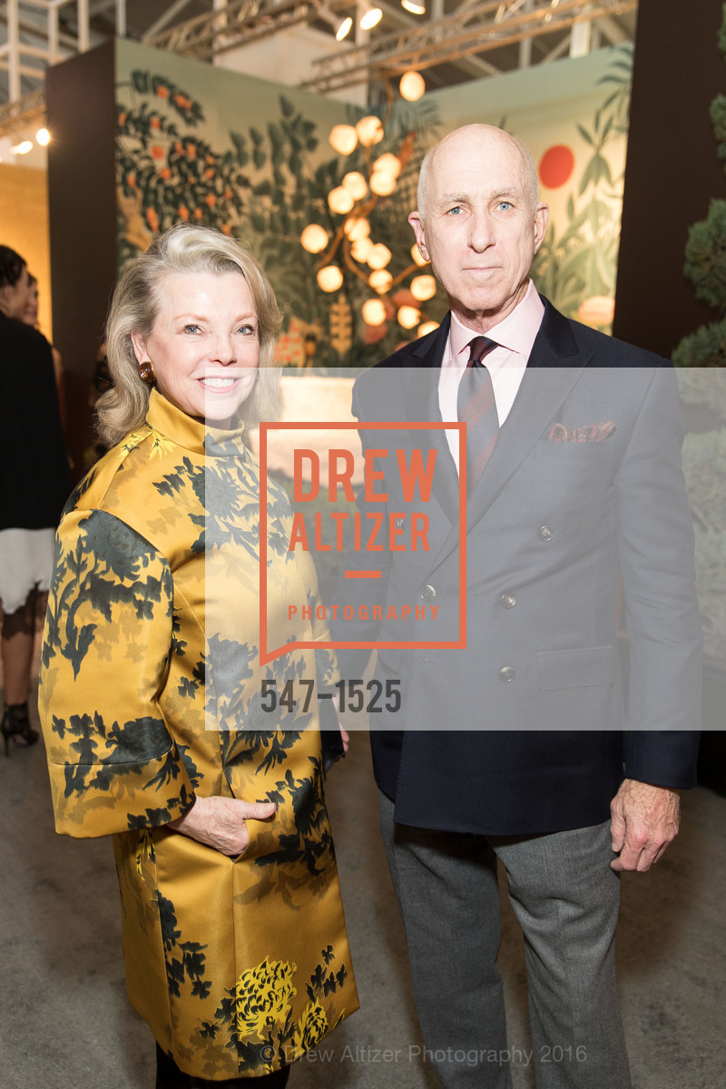 Jeanne Lawrence, Edward Lobrano, The San Francisco Fall Art & Antiques Show 2016, Fort Mason, October 26th, 2016, Photo #547-1525 Jeanne Lawrence, Edward Lobrano, Photo #547-1525