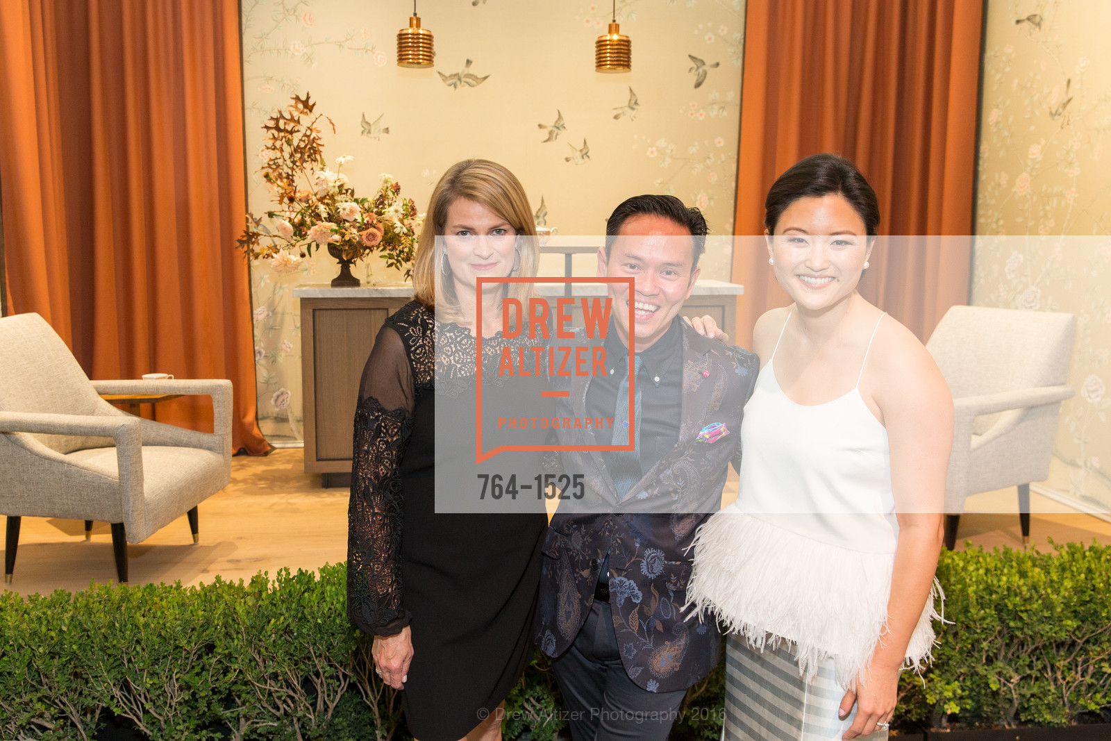 Amy Kelly, Jonathan Rachman, Catherine Kwong, The San Francisco Fall Art & Antiques Show 2016, Fort Mason, October 26th, 2016, Photo #764-1525 Amy Kelly, Jonathan Rachman, Catherine Kwong, Photo #764-1525