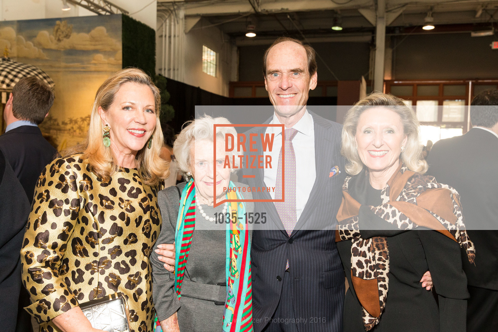 Suzanne Tucker, Kay Pomeroy, Mark Pomeroy, Marie Pomeroy, The San Francisco Fall Art & Antiques Show 2016, Fort Mason, October 26th, 2016, Photo #1035-1525 Suzanne Tucker, Kay Pomeroy, Mark Pomeroy, Marie Pomeroy, Photo #1035-1525