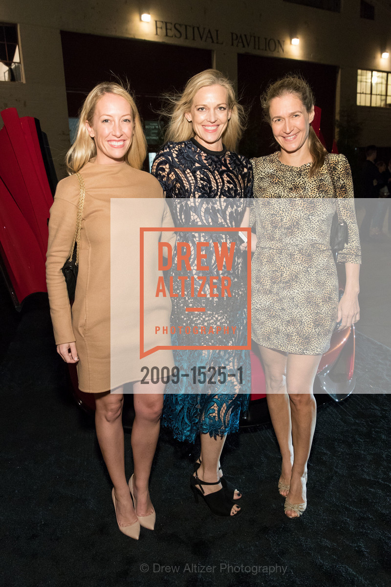 Julia Hartz, Maja Smith, Nina Stanford, Photo #2009-1525-1