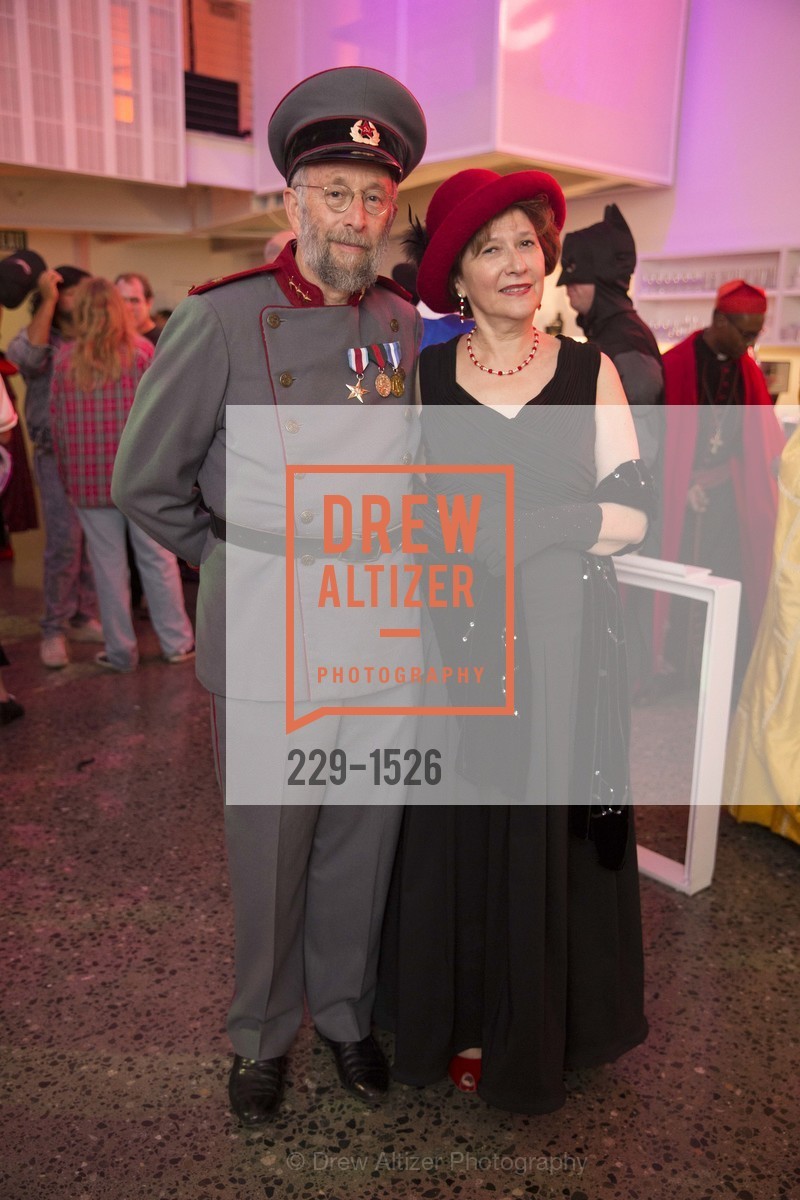 David Russell, Luba Kipnis, A.C.T.'s Spooked at the Strand, A.C.T. 1127 Market Street, San Francisco, CA, Photo #229-1526 David Russell, Luba Kipnis, Photo #229-1526