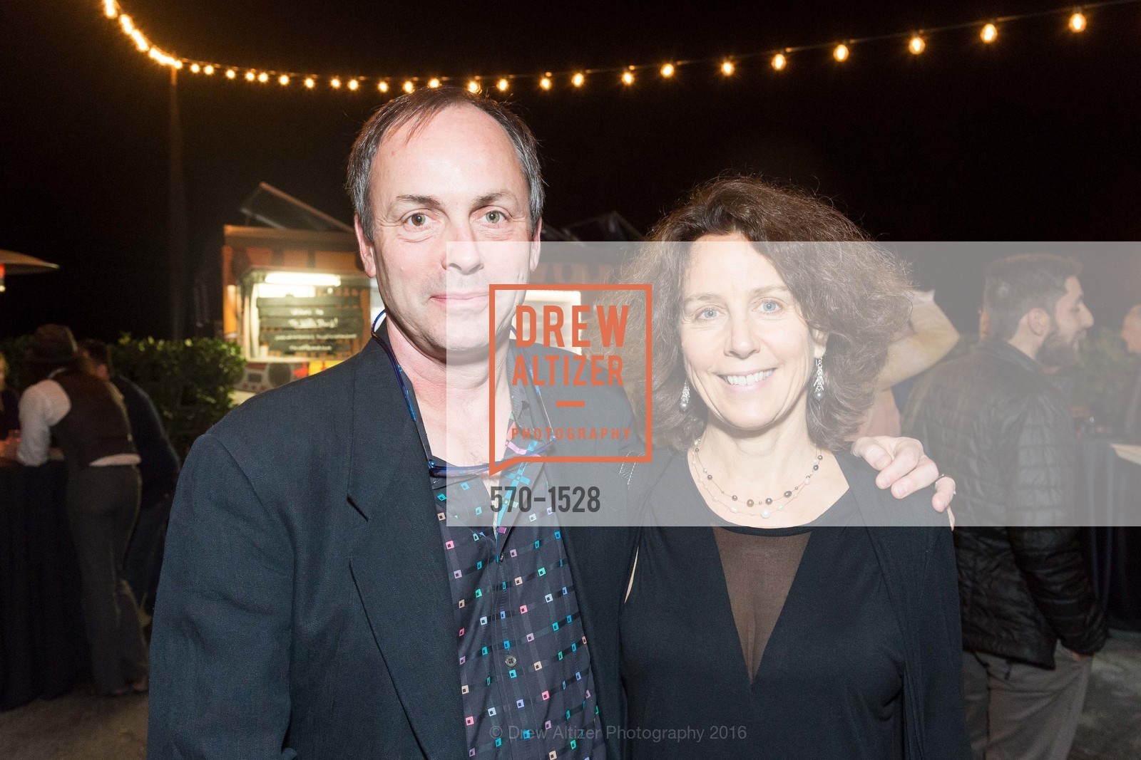 Charles Lindsay, Catherine Chalmers, Photo #570-1528