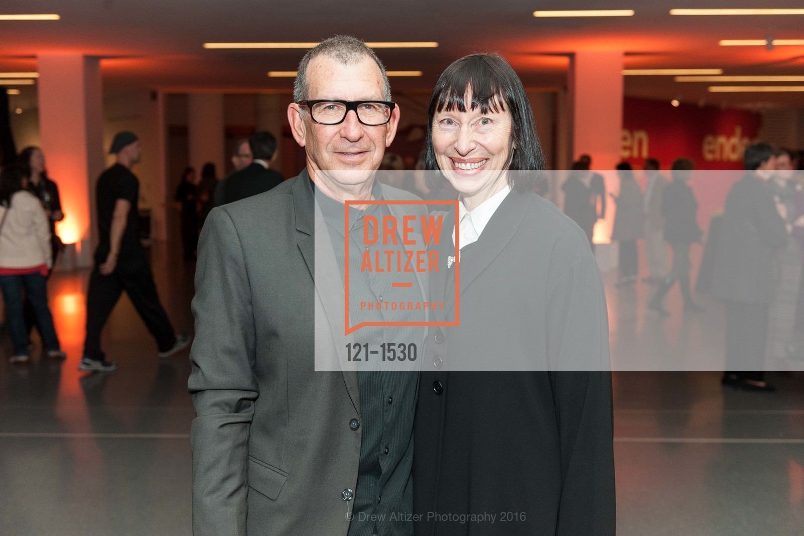 Richard Mendelsohn, Barbara Mendelsohn, SFMOMA Curators’ Circle/Director’s Circle Reception for Bruce Conner: It’s All True, SFMOMA. 2525 Van Ness St, October 26th, 2016, Photo #121-1530 Richard Mendelsohn, Barbara Mendelsohn, Photo #121-1530