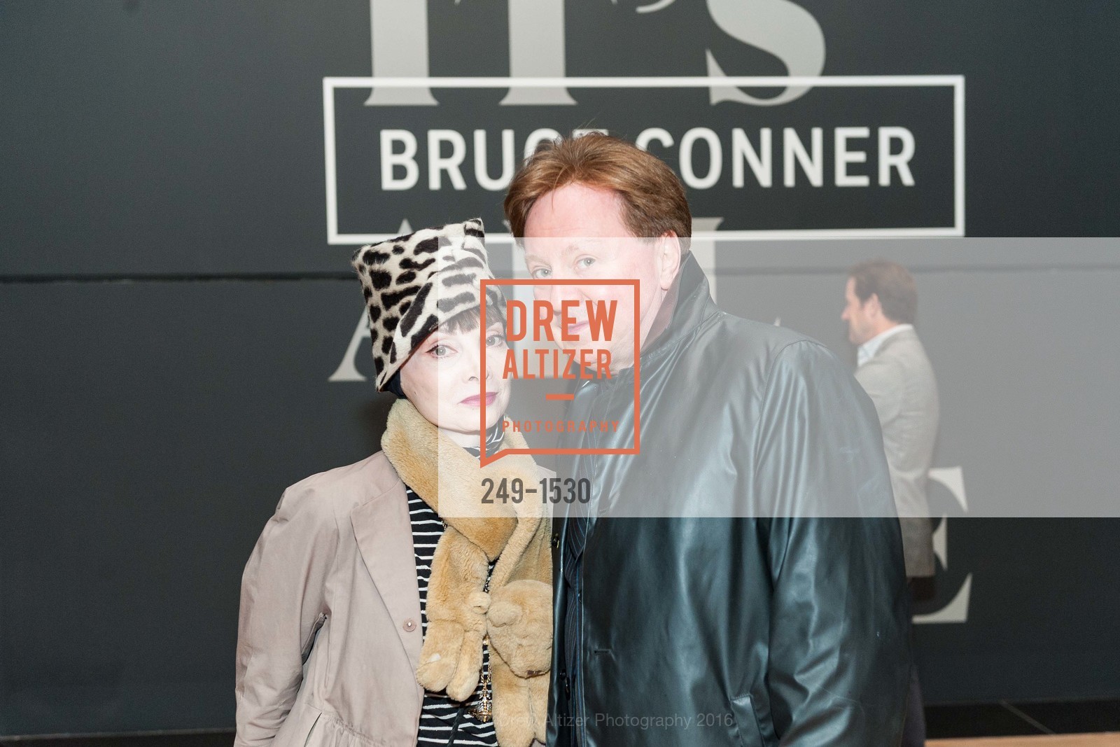Toni Calase, Gerald Casale, SFMOMA Curators’ Circle/Director’s Circle Reception for Bruce Conner: It’s All True, SFMOMA. 2525 Van Ness St, October 26th, 2016, Photo #249-1530 Toni Calase, Gerald Casale, Photo #249-1530