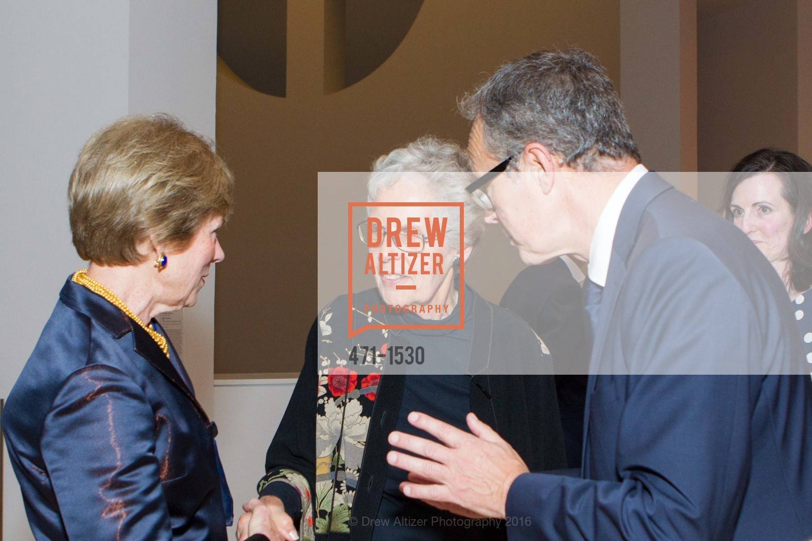 Pam Kramlich, Jean Conner, Rudolf Frieling, SFMOMA Curators’ Circle/Director’s Circle Reception for Bruce Conner: It’s All True, SFMOMA. 2525 Van Ness St, October 26th, 2016, Photo #471-1530 Pam Kramlich, Jean Conner, Rudolf Frieling, Photo #471-1530