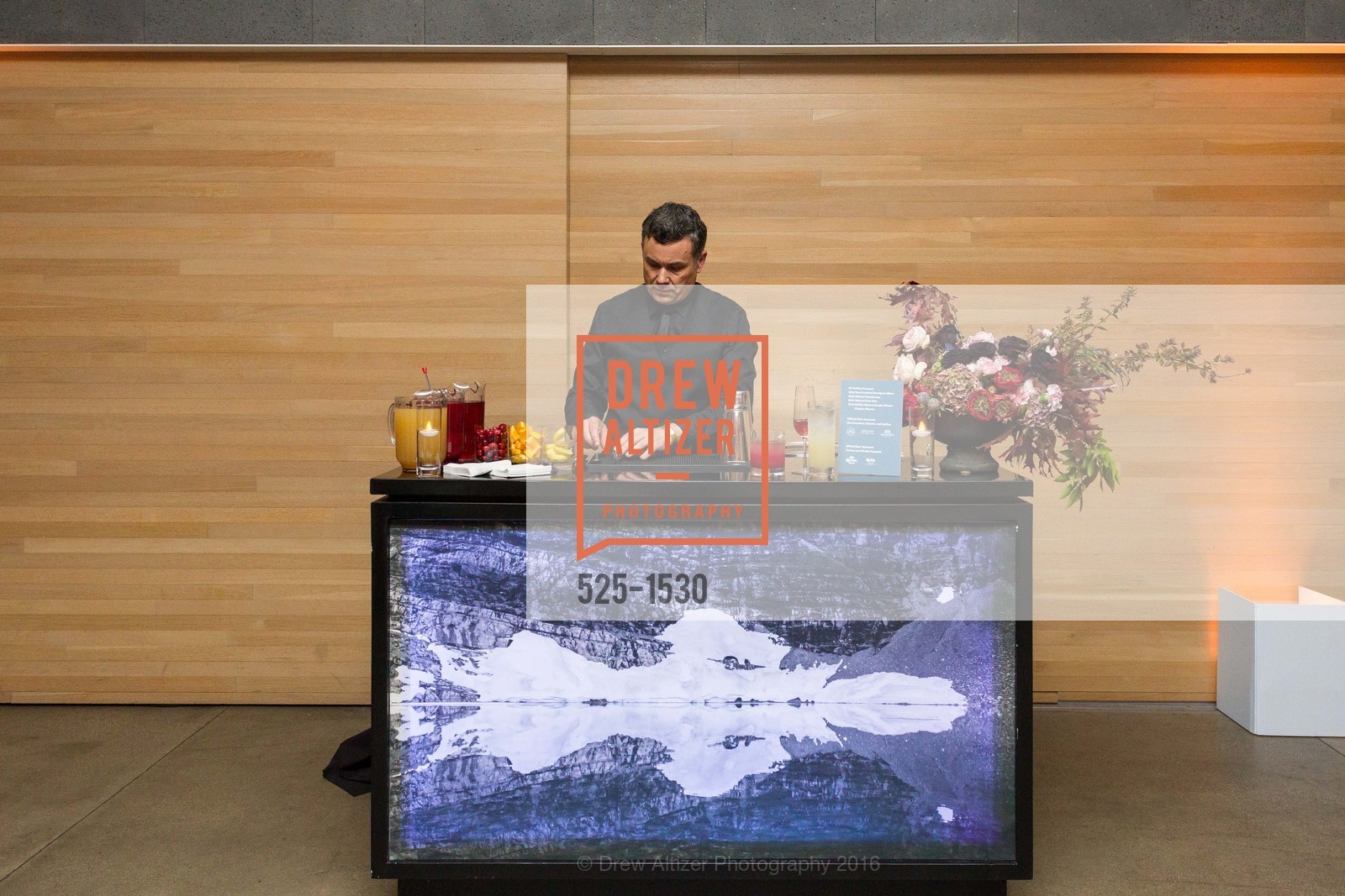 Atmosphere, SFMOMA Curators’ Circle/Director’s Circle Reception for Bruce Conner: It’s All True, SFMOMA. 2525 Van Ness St, October 26th, 2016, Photo #525-1530 Atmosphere, Photo #525-1530