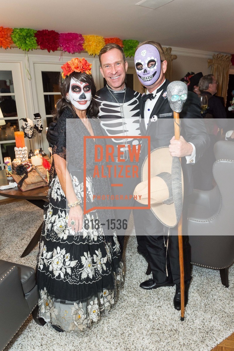 Toni Wolfson, Peter Mueller, Wolfson-Federighi Costume Party, Private Residence. 737 Bay Road, October 29th, 2016, Photo #818-1536 Toni Wolfson, Peter Mueller, Photo #818-1536
