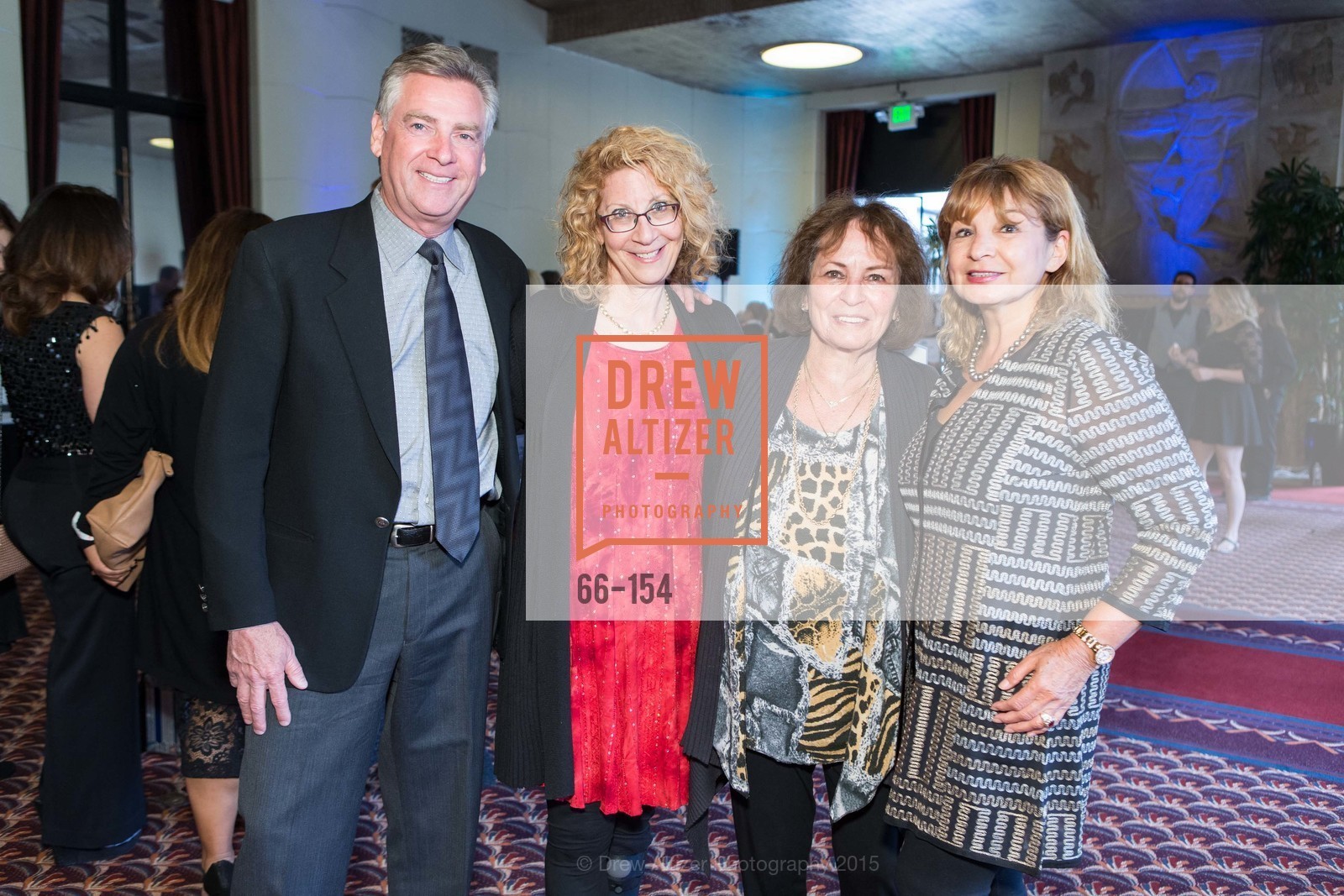 Kelly Nice, Maureen Holt, Avi Quart, Tara Manafi, Gucci & Vogue Dinner, The City Club. The City Club , . 155 Sansome Street, June 6th, 2015, Photo #66-154 Kelly Nice, Maureen Holt, Avi Quart, Tara Manafi, Photo #66-154