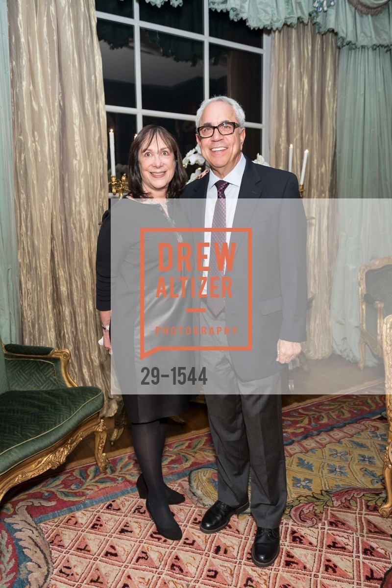 Diane Snedaker, Glenn Gerson, The Getty Family Hosts Festival Napa Valley, Private Residence. 2525 Van Ness St, November 3rd, 2016, Photo #29-1544 Diane Snedaker, Glenn Gerson, Photo #29-1544