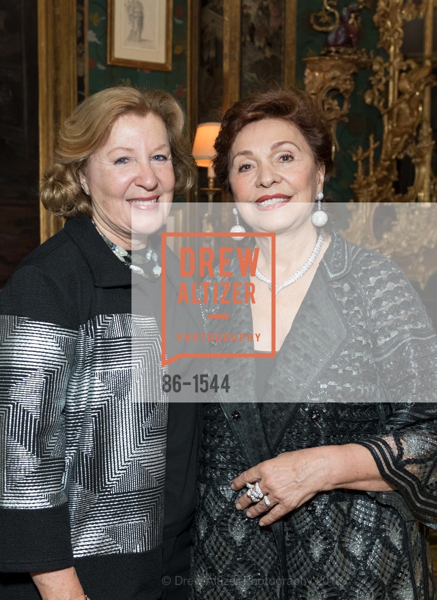 Ann Harriet Buck, Maria Manetti Shrem, The Getty Family Hosts Festival Napa Valley, Private Residence. 2525 Van Ness St, November 3rd, 2016, Photo #86-1544 Ann Harriet Buck, Maria Manetti Shrem, Photo #86-1544
