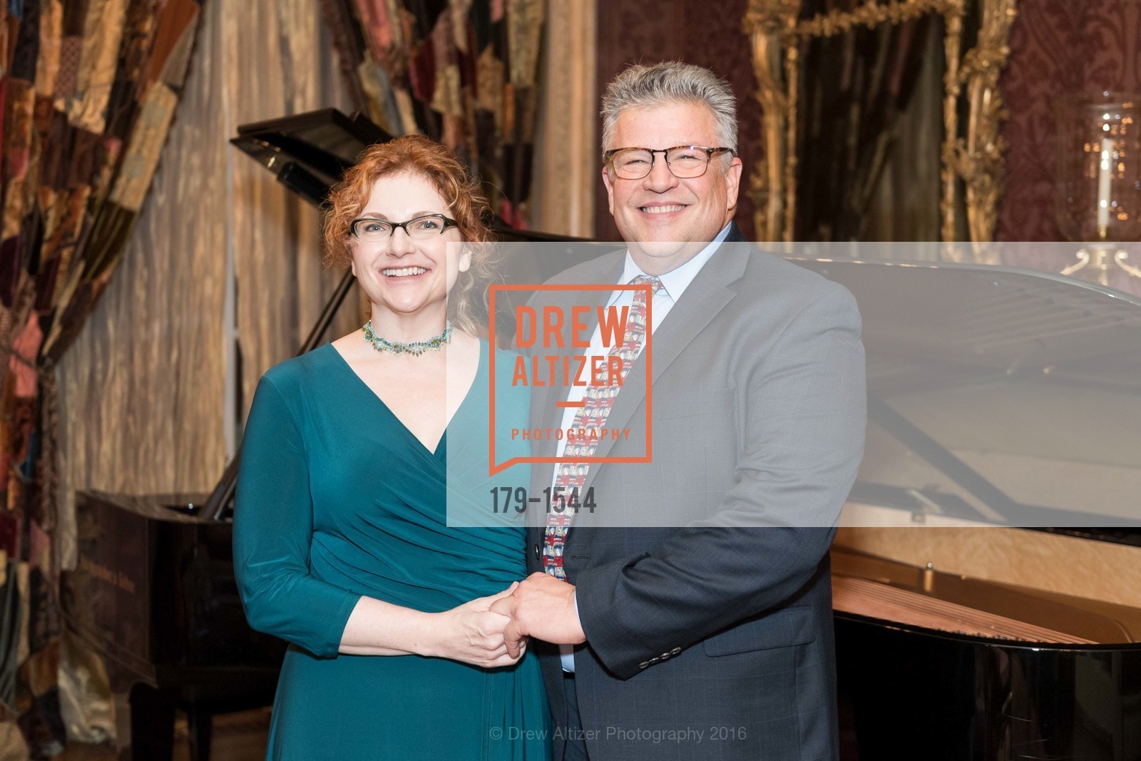 Lisa Delan, Wynn Hausser, The Getty Family Hosts Festival Napa Valley, Private Residence. 2525 Van Ness St, November 3rd, 2016, Photo #179-1544 Lisa Delan, Wynn Hausser, Photo #179-1544
