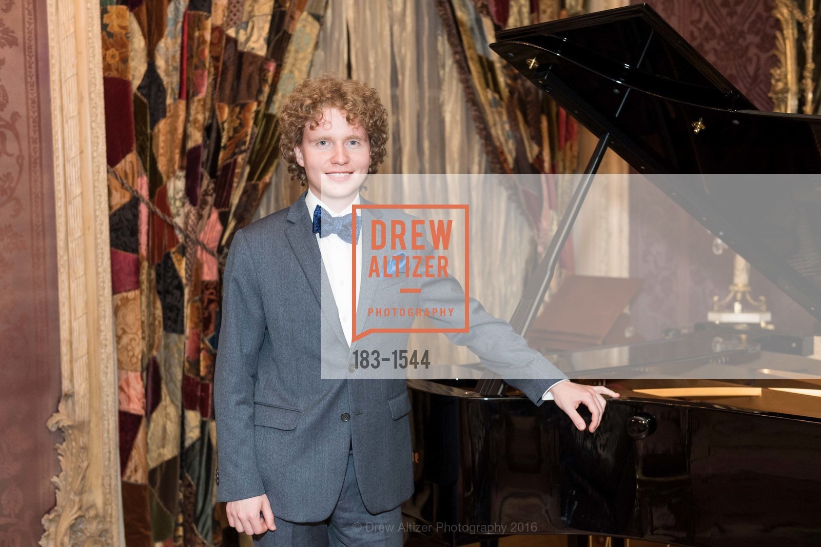 Nikolay Khozyainov, The Getty Family Hosts Festival Napa Valley, Private Residence. 2525 Van Ness St, November 3rd, 2016, Photo #183-1544 Nikolay Khozyainov, Photo #183-1544