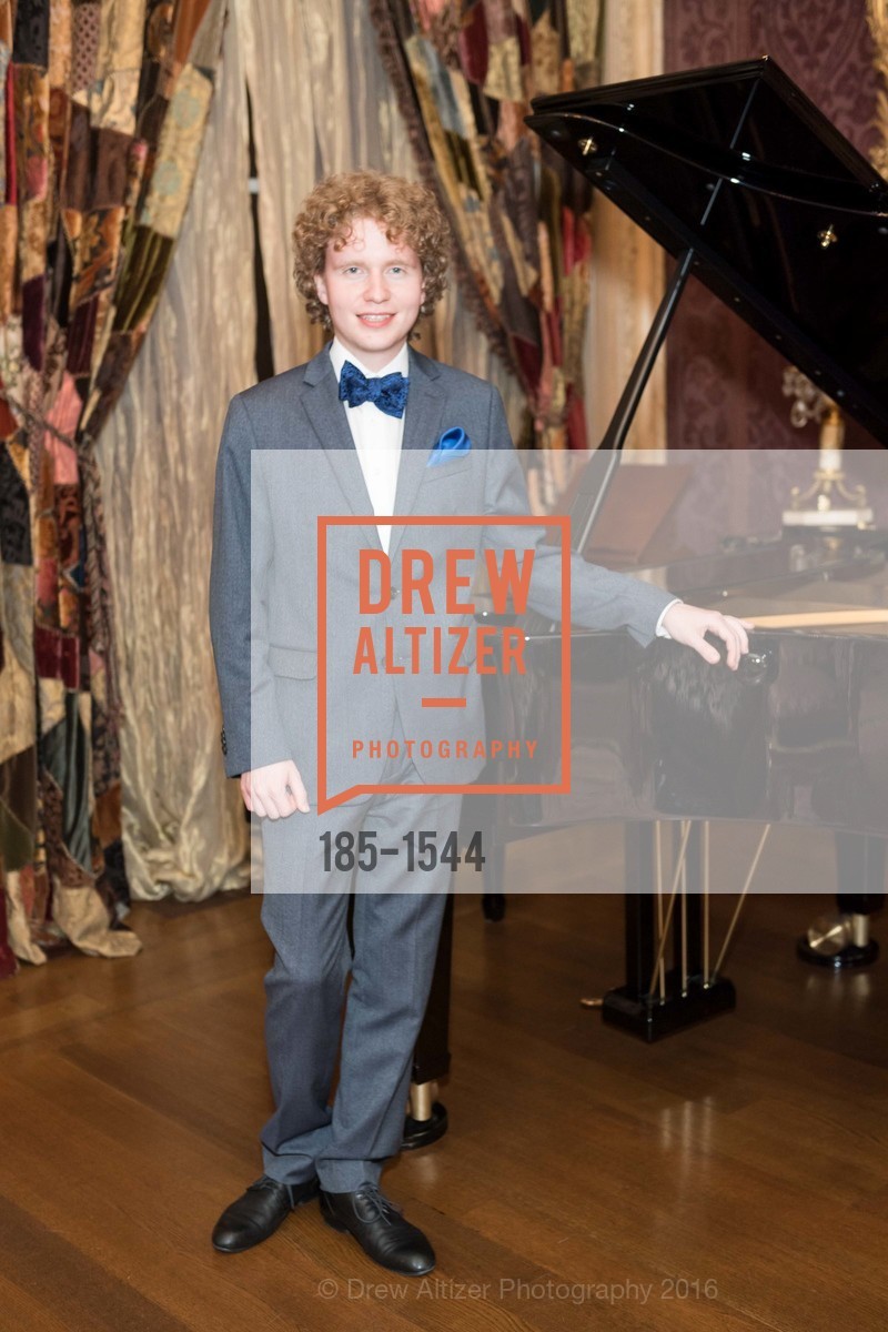 Nikolay Khozyainov, The Getty Family Hosts Festival Napa Valley, Private Residence. 2525 Van Ness St, November 3rd, 2016, Photo #185-1544 Nikolay Khozyainov, Photo #185-1544