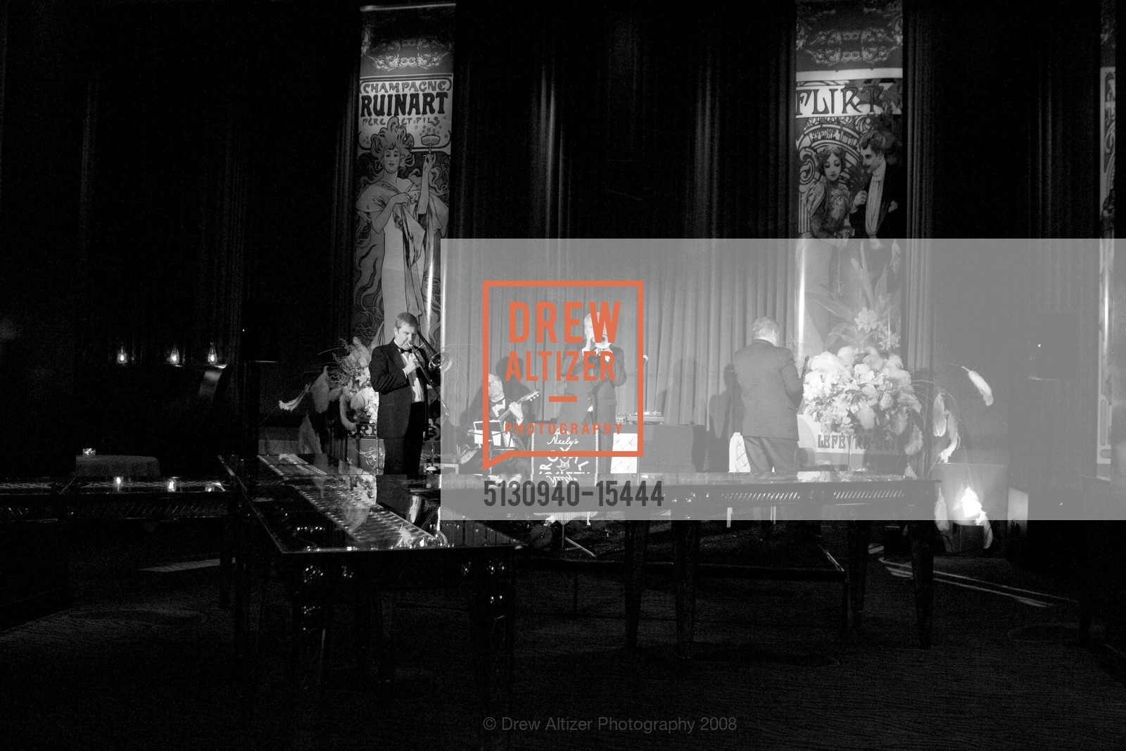 atmosphere-at-the-clift-hotel-75th-anniversary-celebration-of-redwood-room