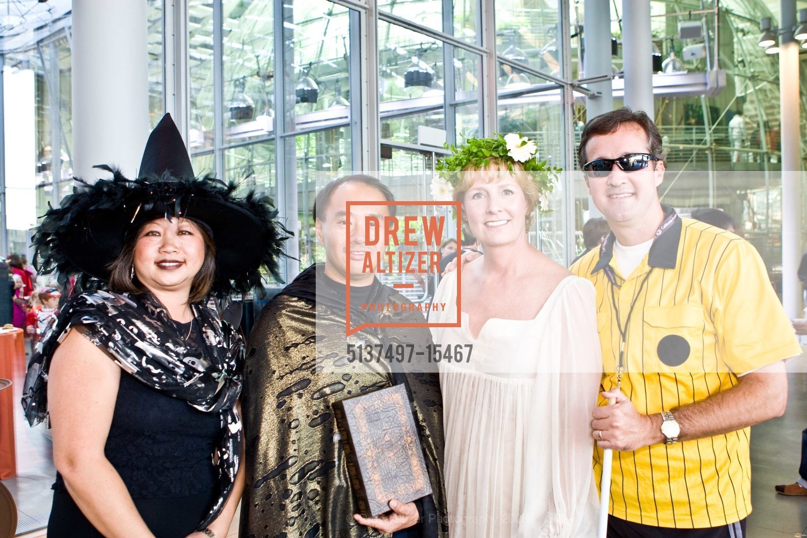 Anita Cole, Canice Wu, Vicky Nelson, Jeff Nelson, Academy of Sciences Halloween, US, October 25th, 2008, Photo #5137497-15467 Anita Cole, Canice Wu, Vicky Nelson, Jeff Nelson, Photo #5137497-15467