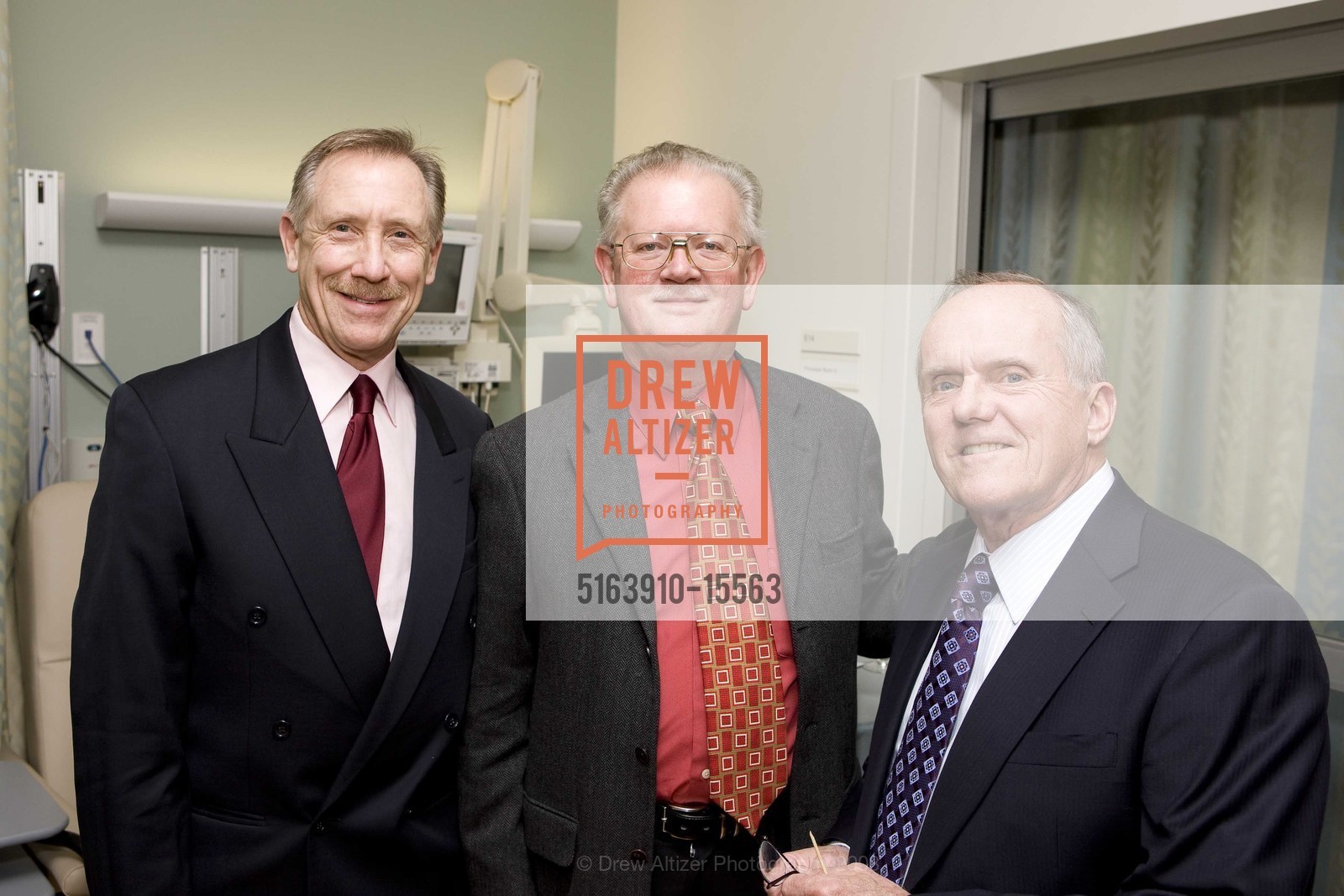 Dennis Setlock, Tom Foutch, Bob Highsmith, California Pacific Medical Center Foundation, US, March 20th, 2008, Photo #5163910-15563 Dennis Setlock, Tom Foutch, Bob Highsmith, Photo #5163910-15563