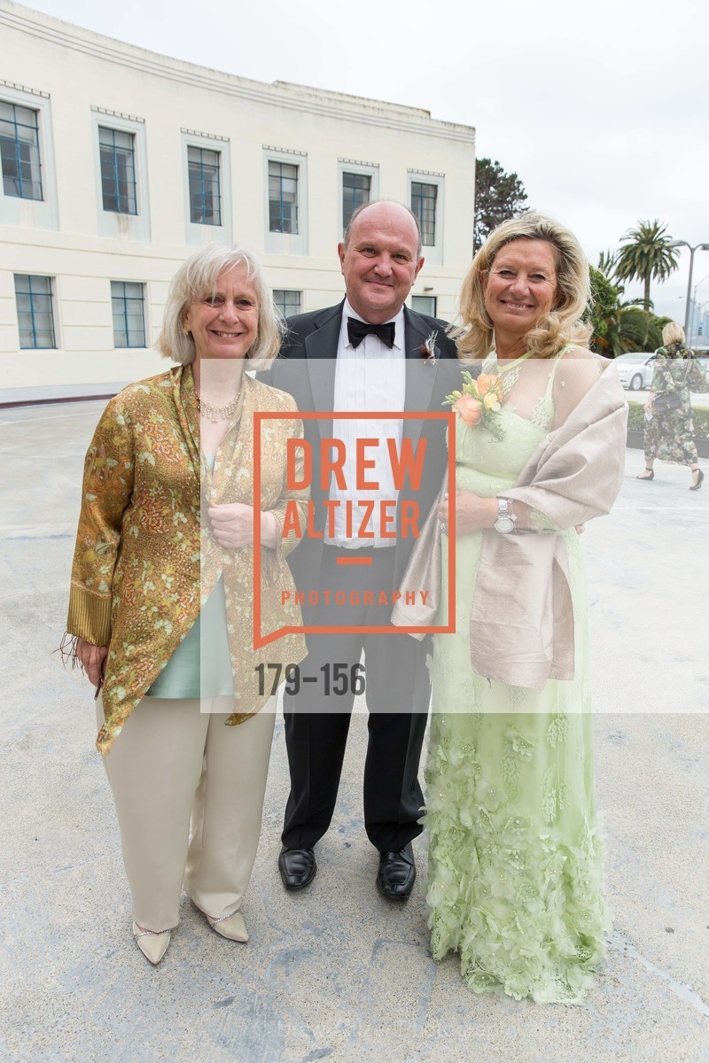 Cecille Caterson, Eric Buatois, Florence Buatois, Gucci & Vogue Dinner, Treasure Island Building One. 1 Avenue of the Palms, June 5th, 2015, Photo #179-156 Cecille Caterson, Eric Buatois, Florence Buatois, Photo #179-156