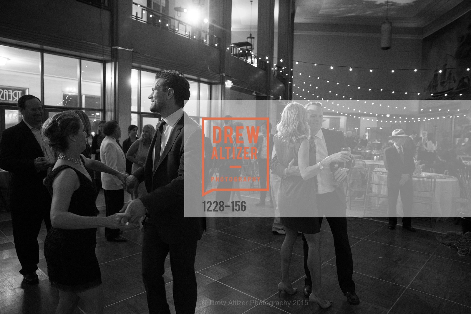 Atmosphere, California State Parks Foundation's GOLDEN POPPY AWARDS, Treasure Island Building One. 1 Avenue of the Palms, June 5th, 2015,Drew Altizer, Drew Altizer Photography, full-service agency, private events, San Francisco photographer, photographer california