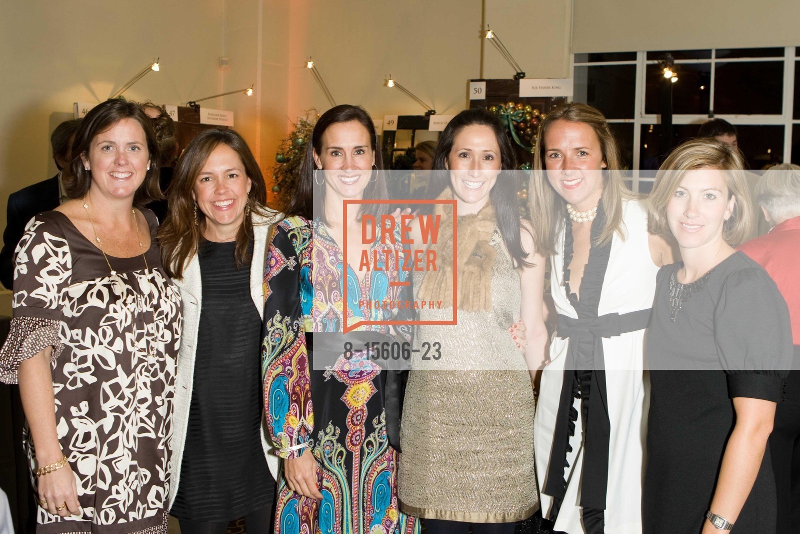 Honey Nachman, Amy Lowery, Kiera Muller, Kathryn Freeman, Monica Coakley, Cynthia Pillsbury, JINGLE & MINGLE Designer Wreath Auction Benefitting Children of Shelters, US, December 5th, 2008, Photo #8-15606-23 Honey Nachman, Amy Lowery, Kiera Muller, Kathryn Freeman, Monica Coakley, Cynthia Pillsbury, Photo #8-15606-23
