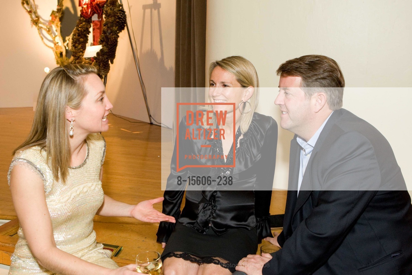 Erin Glenn, Jean Corrigan, George Corrigan, JINGLE & MINGLE Designer Wreath Auction Benefitting Children of Shelters, US, December 5th, 2008, Photo #8-15606-238 Erin Glenn, Jean Corrigan, George Corrigan, Photo #8-15606-238