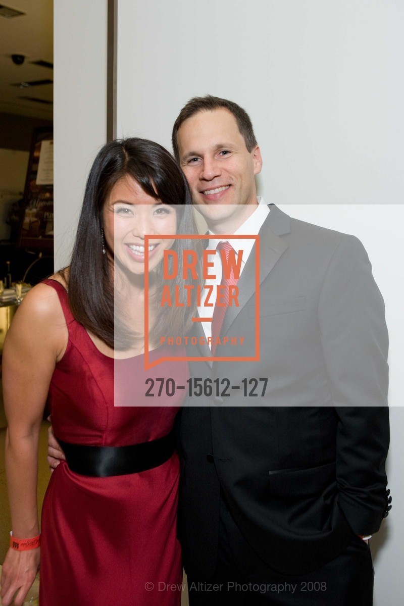 Janelle Wang, Matt Nelson, RED TIE GALA benefits the Little Sisters of the Poor, US, November 10th, 2008, Photo #270-15612-127 Janelle Wang, Matt Nelson, Photo #270-15612-127