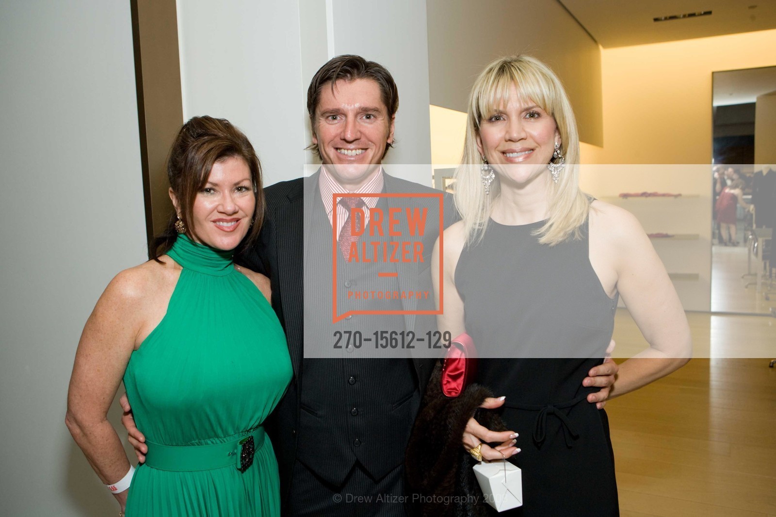 Diane Yancy, Tim Davenport, Kimberly Sharp, Photo #270-15612-129