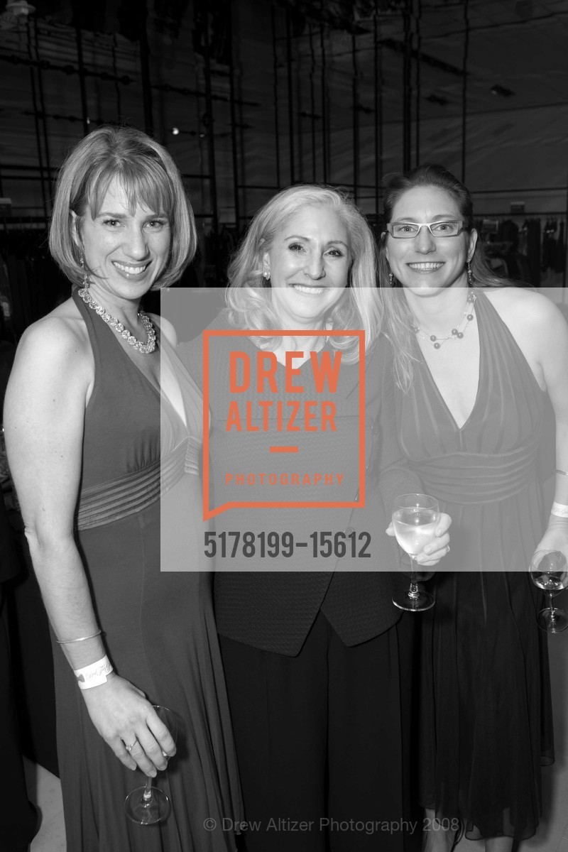 Cricket McLeary, Leslie Gibbons, Jessica Sweedler, RED TIE GALA benefits the Little Sisters of the Poor, US, November 10th, 2008, Photo #5178199-15612 Cricket McLeary, Leslie Gibbons, Jessica Sweedler, Photo #5178199-15612