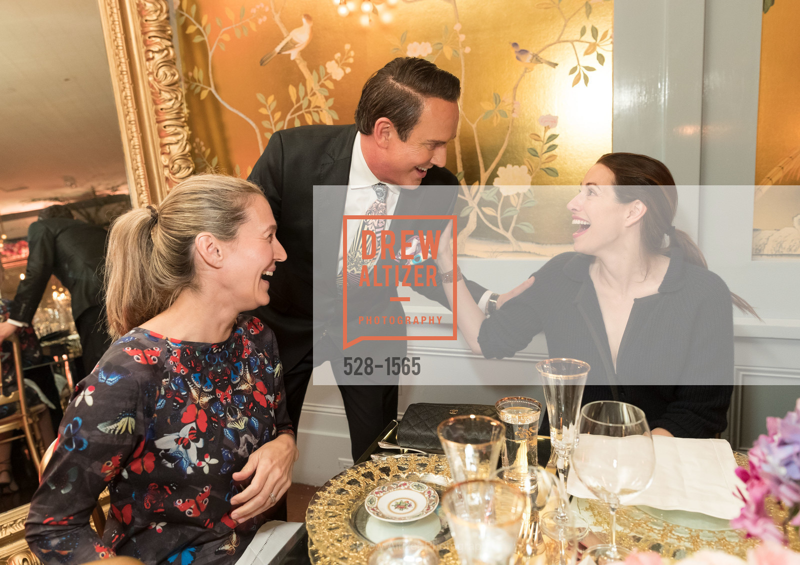 Nina Stanford, Joel Goodrich, Shannon Getty, Nikita Kahn, Joel Goodrich and Mary Gonsalves Kinney host a Private Dinner at Park Tavern, Park Tavern. 2525 Van Ness St, Photo #528-1565 Nina Stanford, Joel Goodrich, Shannon Getty, Photo #528-1565