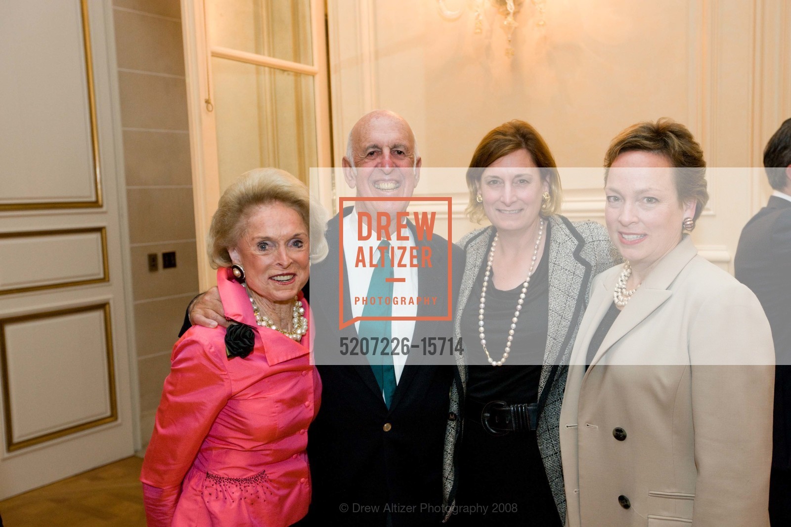 Harriet Quarre, Bruce Human, Simone Quarre, Mary Ann Quarre Dean, Photo #5207226-15714