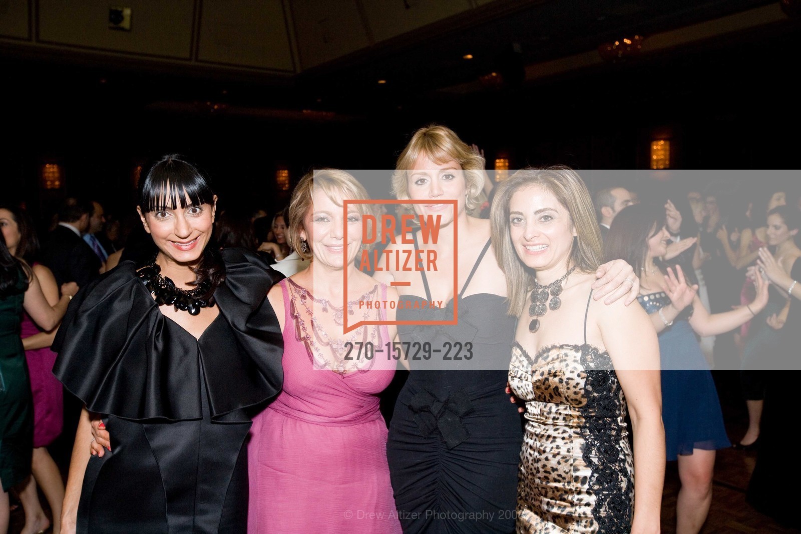 Susan Javaheri, Roya Mohareri, Maryam Kamarei, PARSA Community Foundation's Persian Garden Gala Honors Persian Culture and Community, US, November 17th, 2008, Photo #270-15729-223 Susan Javaheri, Roya Mohareri, Maryam Kamarei, Photo #270-15729-223
