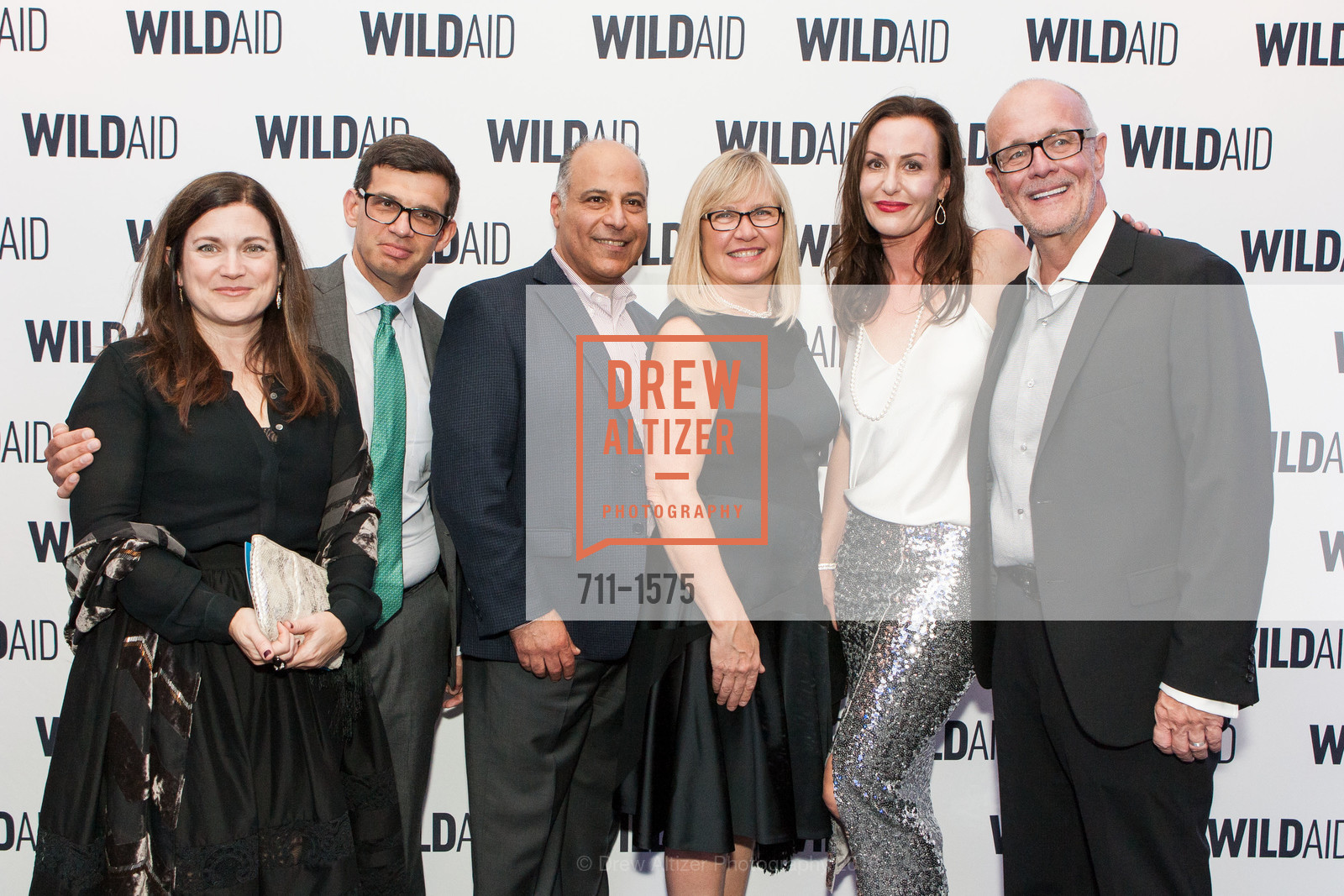 Tammy Nicastro, Brent Samuels, Aaron Fasson, Barobro Sasson, Betty Christian, Peter Solvak, WildAid's "An Evening Under the Sea" Gala, The Ritz Carlton, November 12th, 2016, Photo #711-1575 Tammy Nicastro, Brent Samuels, Aaron Fasson, Barobro Sasson, Betty Christian, Peter Solvak, Photo #711-1575