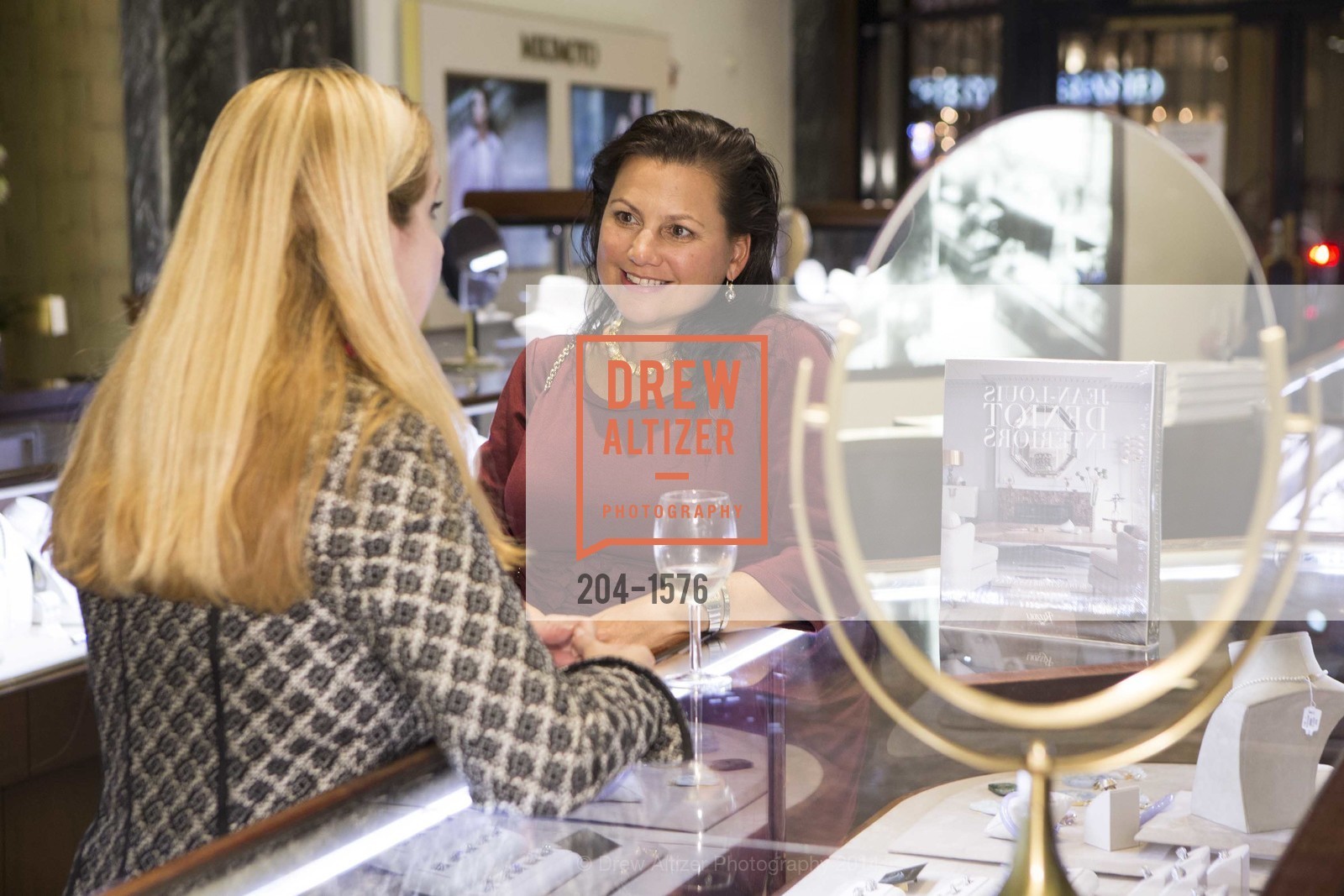 Cheryl Lincoln Nelson, C Magazine at Shreve, Shreve, November 1st, 2014, Photo #204-1576 Cheryl Lincoln Nelson, Photo #204-1576