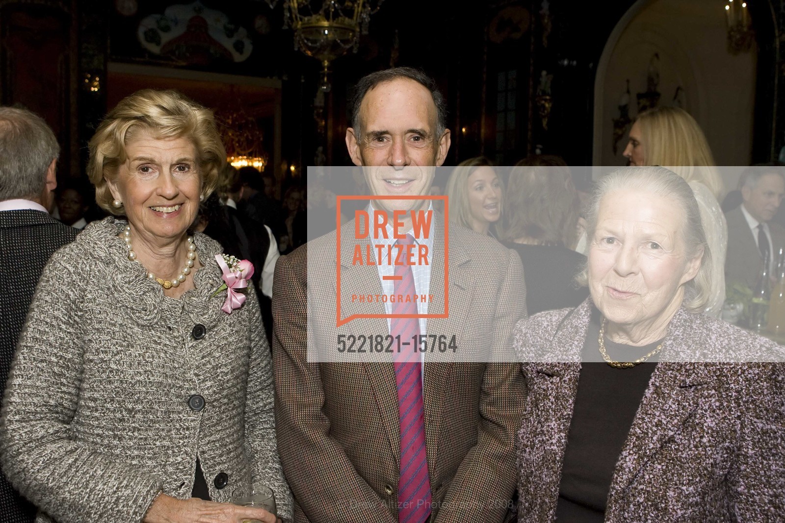 Marcia Forman, Arthur Trueger, Joan Danforth, UCSF Director's Circle, honoring Dr. Laura Esserman, US, October 3rd, 2008, Photo #5221821-15764 Marcia Forman, Arthur Trueger, Joan Danforth, Photo #5221821-15764