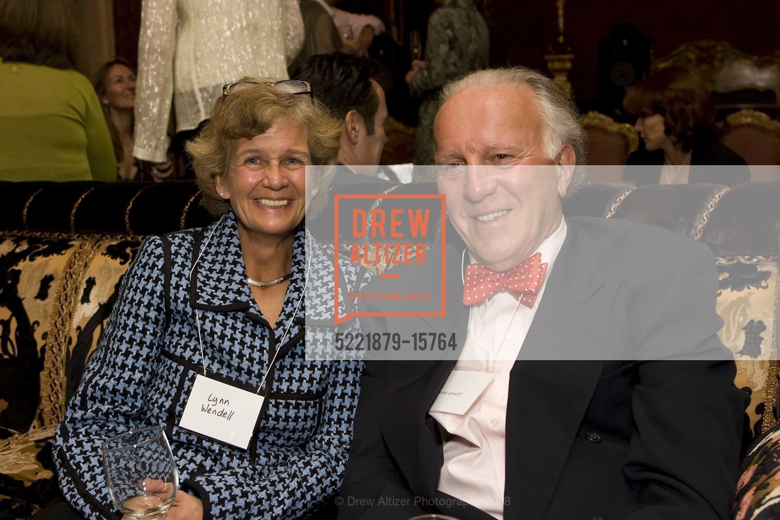 Lynn Wendell, David Zenoff, UCSF Director's Circle, honoring Dr. Laura Esserman, US, October 3rd, 2008, Photo #5221879-15764 Lynn Wendell, David Zenoff, Photo #5221879-15764