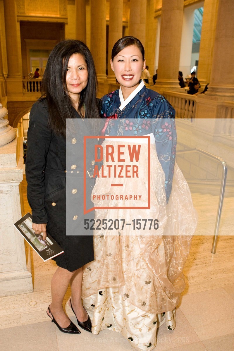 Angie Wilcox, Joy Boatwright, Korean Arts and Cultural Committee of the Asian Art Museum hosts fashion show at the Asian Art Museum of Korean Hanboks, US, October 10th, 2008, Photo #5225207-15776 Angie Wilcox, Joy Boatwright, Photo #5225207-15776