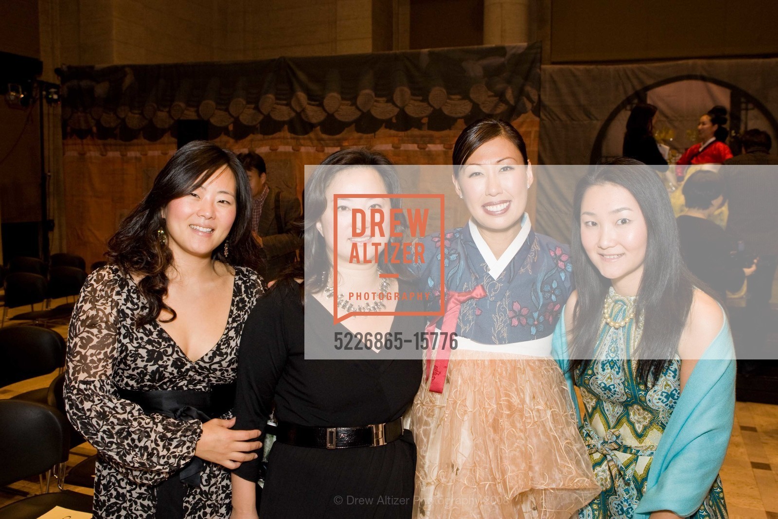 Monica Cha, Margaret Kim, Joy Boatwright, Penny Chu, Korean Arts and Cultural Committee of the Asian Art Museum hosts fashion show at the Asian Art Museum of Korean Hanboks, US, October 10th, 2008, Photo #5226865-15776 Monica Cha, Margaret Kim, Joy Boatwright, Penny Chu, Photo #5226865-15776